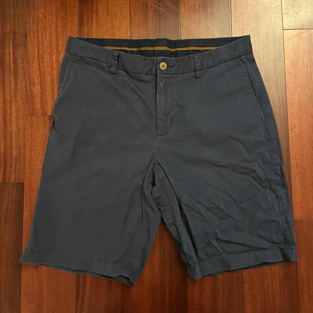 Tommy Bahama Shorts Men 34 Dark Blue 10" Inseam Lightweight Preppy Stretch Logo